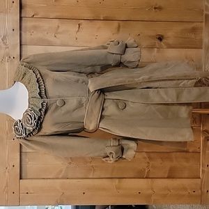 Ryu Brown Rosette Lace Collar Trench Coat